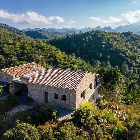 U Sognu -nature &sea View, Corsica, Architect * סארי סולנזארה